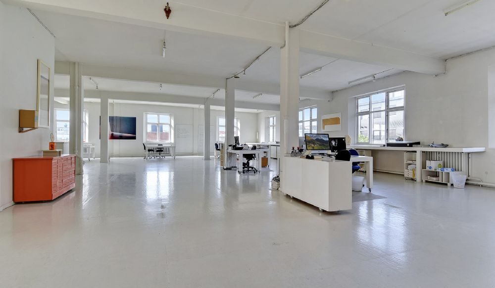 Open plan office with mobile seats