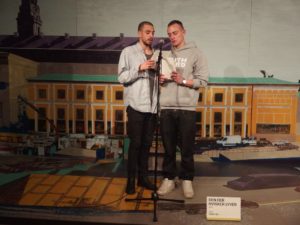 Today's cake is a log. Photo: Kirsten Dehlholm